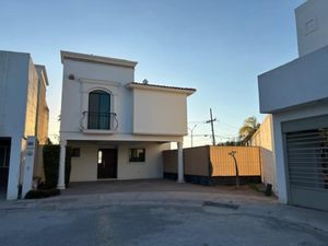 Casa en Renta en Cerrada las Palmas II Torreón