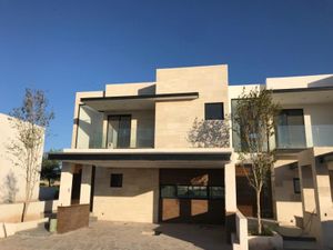 Casa en Venta en Altozano la Nueva Laguna Gómez Palacio