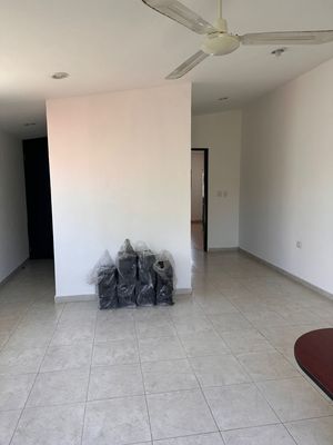 RENTA ESPACIO PARA OFICINA  DE 20 M2 SERVICIOS INCLUIDOS EN ZONA NORTE DE MÉRIDA