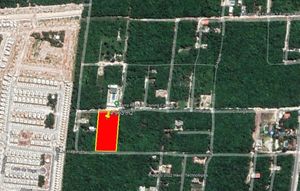 Terreno con 4,963 m2; en zona de alta plusvalía en Cancún por avenida Huaycán