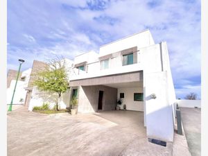 Casa en Venta en Real del Nogalar Torreón