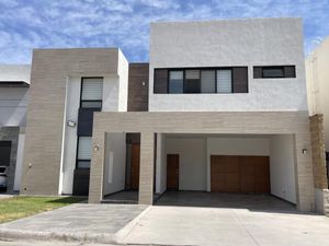 Casa en Renta en El Cardenchal Torreón