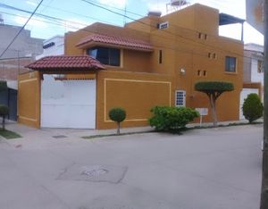 Casa en VENTA en Fraccionamiento Alameda en León Guanajuato