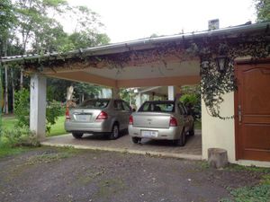 Casa en Venta en La Florida Coatepec