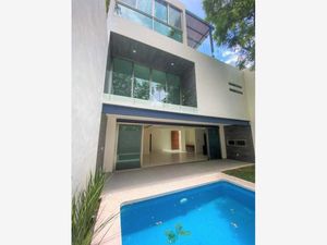 Casa en Venta en Jardines de Delicias Cuernavaca