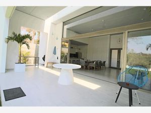 Casa en Venta en Club de Golf Santa Fe Xochitepec