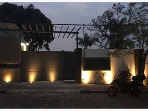 Terreno en Venta en Lomas de Cortes Cuernavaca