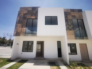 Casa en Venta de 3 recámaras Parque Residencial Mallorca Lomas de Angelópolis II