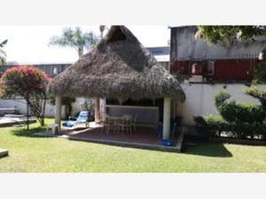 Casa en Venta en Lomas de la Selva Cuernavaca