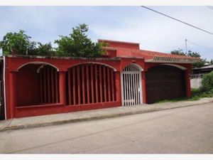 Casa en Venta en Santa Maria de Guadalupe Cárdenas