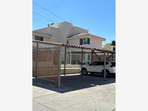 Casa en Renta en Villas de Irapuato Irapuato