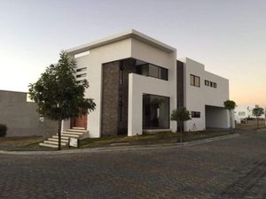 Casa en Venta en Lomas de Angelópolis San Andrés Cholula