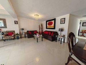 Casa en Venta en Jardines de San Manuel Puebla