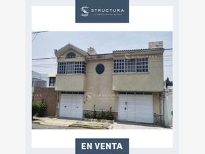 Casa en Venta en Jardines de San Manuel Puebla