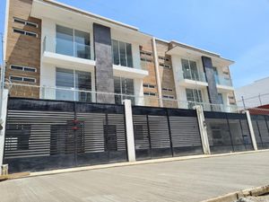 Casa en Venta en Jardines de San Manuel Puebla