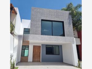 Casa en Venta en Lomas del Valle Puebla