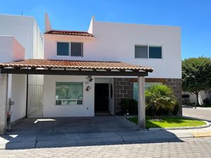 Casa en Venta en Privada Bellavista Corregidora