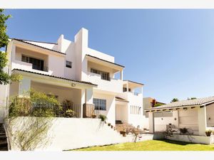 Casa en Venta en Villas del Mesón Querétaro