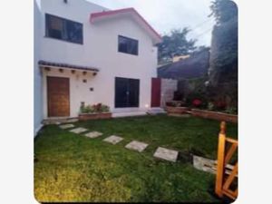 Casa en Venta en Internado Palmira Cuernavaca