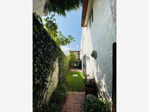 Casa en Renta en Hacienda de las Palmas Huixquilucan