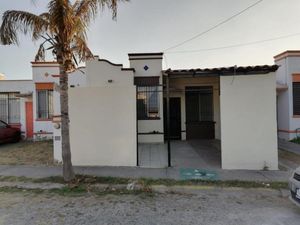 Casa en Renta en Fracc Jardines del Llano Villa de Álvarez