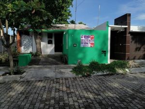 Casa en Venta en Arboledas Colima