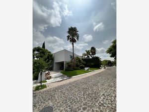 Casa en Venta en El Campanario Querétaro