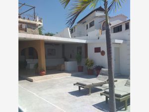 Casa en Renta en Condesa Acapulco de Juárez