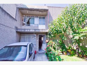 Casa en Venta en Jardines de Cerro Gordo Ecatepec de Morelos