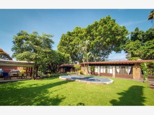 Casa en Venta en Lomas del Mirador Cuernavaca