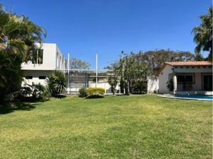 Casa en Venta en Burgos Temixco