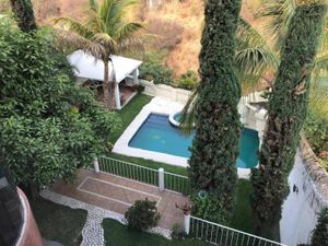 Casa en Venta en Palmira Tinguindin Cuernavaca