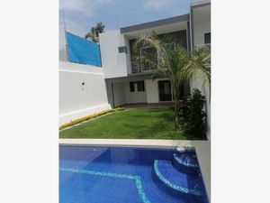 Casa en Venta en Burgos Temixco