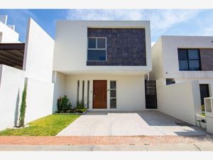 Casa en Venta en Lomas de Ahuatlán Cuernavaca