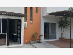 Casa en Venta en Lomas de Atzingo Cuernavaca