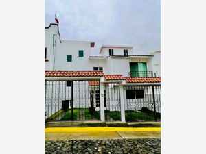 Casa en Venta en Lomas de Tzompantle Cuernavaca