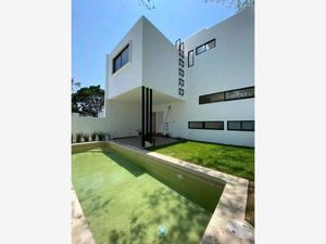 Casa en Venta en Lomas de Atzingo Cuernavaca