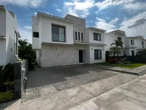 Casa en Venta en Paraíso Country Club Emiliano Zapata