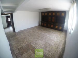 Casa en Venta en Jardines del Bosque Centro Guadalajara