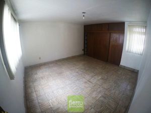 Casa en Venta en Jardines del Bosque Centro Guadalajara