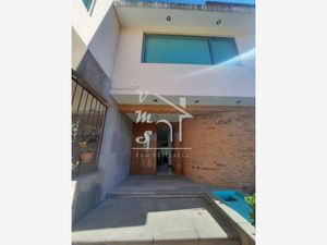 Casa en Venta en San Carlos Metepec