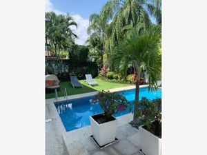 Casa en Venta en Palmira Tinguindin Cuernavaca