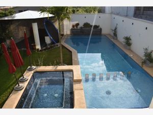 Casa en Venta en Burgos Bugambilias Temixco