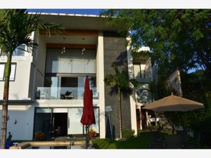 Casa en Venta en Burgos Bugambilias Temixco