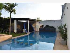 Casa en Venta en Burgos Bugambilias Temixco