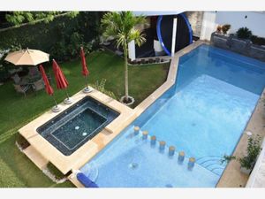 Casa en Venta en Burgos Bugambilias Temixco