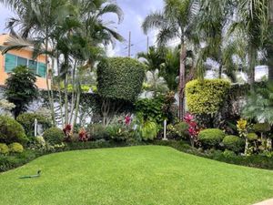 Casa en Venta en Palmira Tinguindin Cuernavaca