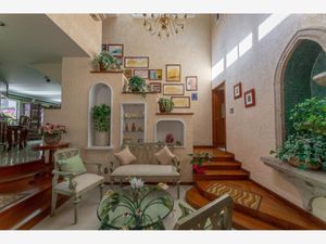 Casa en Venta en Lomas Del Valle Zapopan