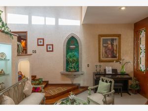 Casa en Venta en Lomas Del Valle Zapopan