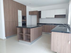 Casa en Venta en Valle Imperial Zapopan